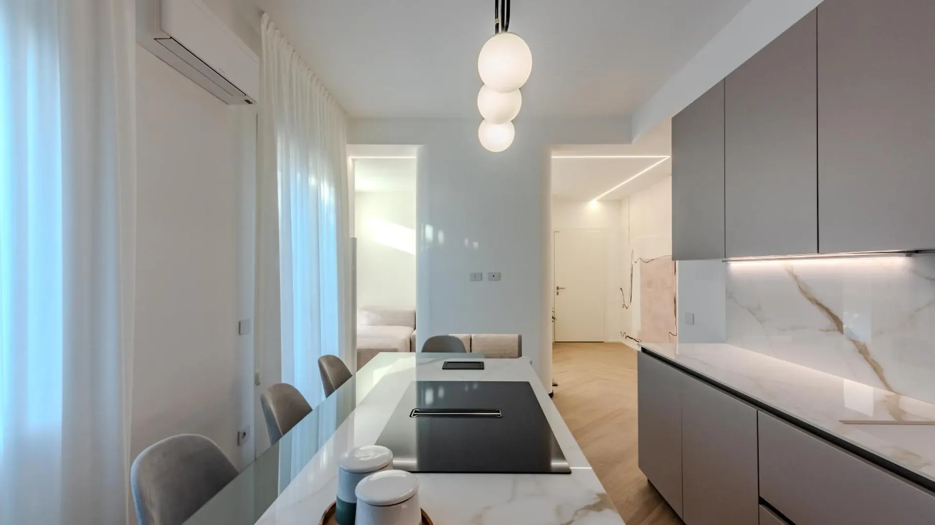 Apartamento White House Villa Con Posti Auto Milano