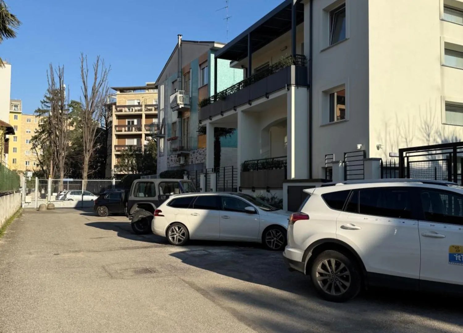 Apartamento White House Villa Con Posti Auto Milano Itália