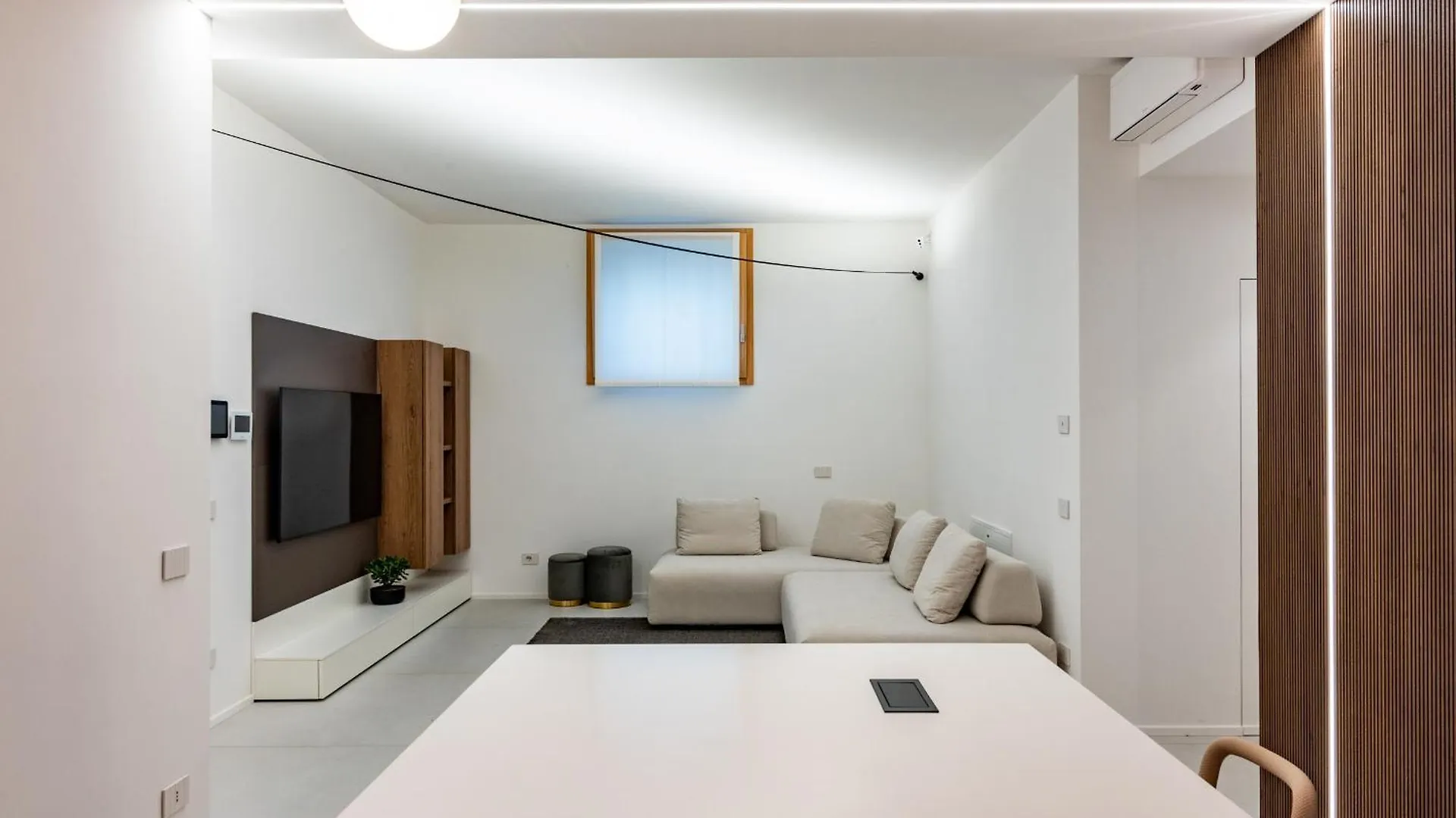 White House Villa Con Posti Auto Milano Appartement